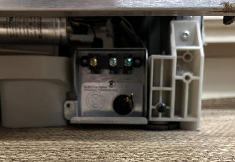 Name:  Bosch Dishwasher Pumps and Water Valve Replace 4.jpg
Views: 72
Size:  49.8 KB
